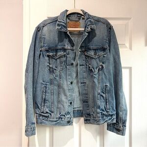 Levi’s Denim Trucker Jacket